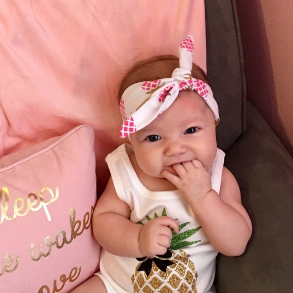 🍍🎉11/14 HP!🎉Pink Pineapple Baby Knot Headband🍍 - Picture 3 of 4