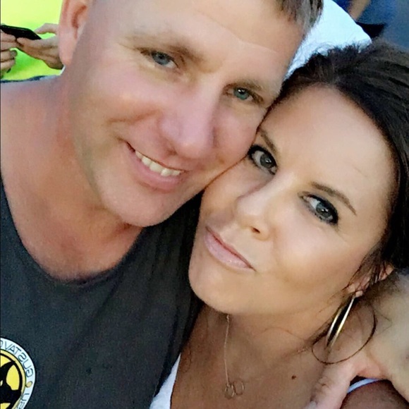 Meet your Posher, Sheri - Picture 1 of 1