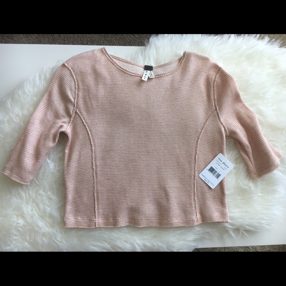 Free People Tops - 🛍 SOLD 🛍 Free People Cropped Thermal