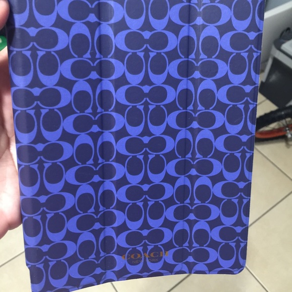 Mini iPad 2 coach case
