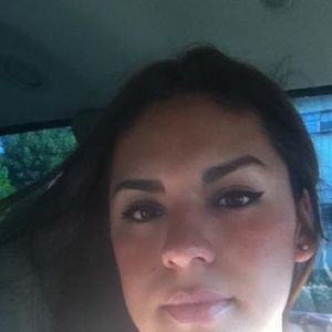 Meet your Posher, Claudia