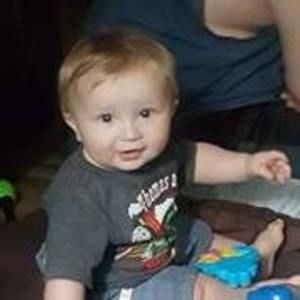 Meet your Posher, Deena