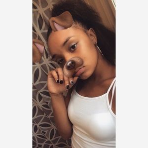 Meet your Posher, Mya