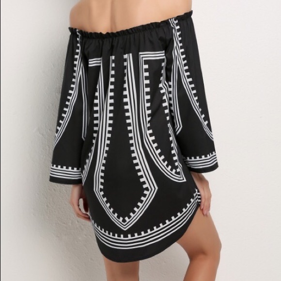 ‼️Final price ‼️ Off the shoulder tunic - Picture 3 of 4