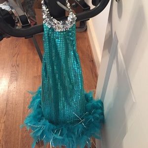 Dance costume