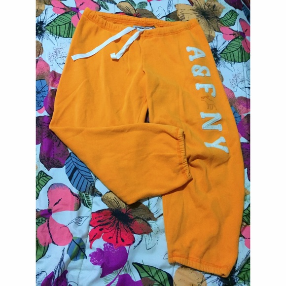 [ ABERCROMBIE & FITCH ] Capri Sweatpants