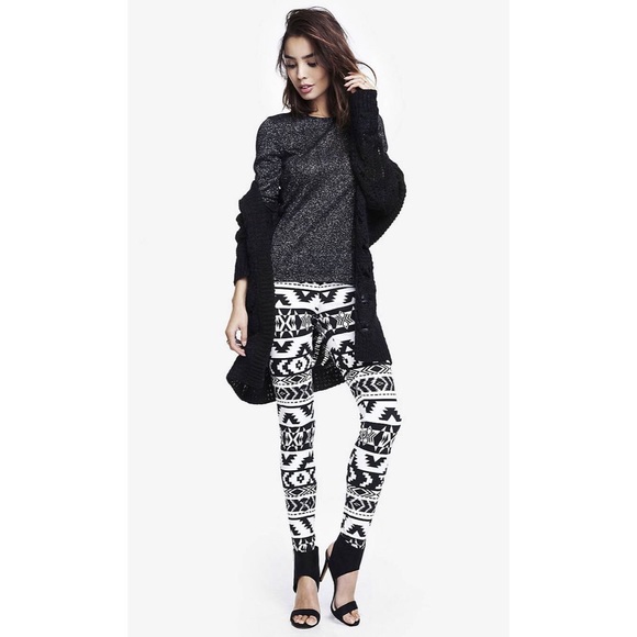 Express Stretch Aztec Leggings