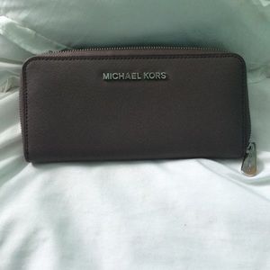 Micheal Kors Wallet