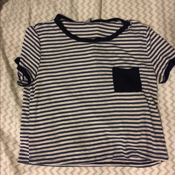 T-shirt crop top - Picture 1 of 2