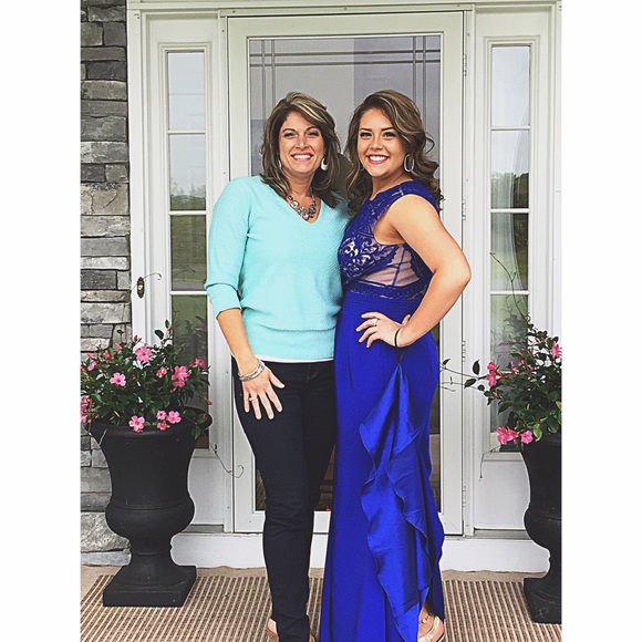 Prom/Pageant Dress - Picture 3 of 4