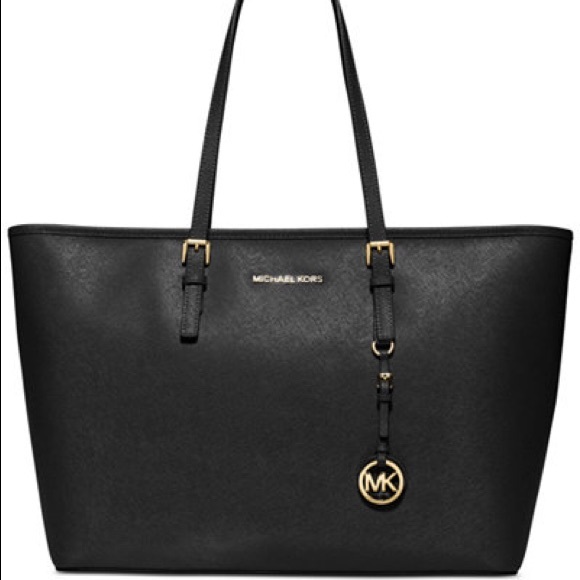 Michael Kors Handbags - Michael Kors Jet Set Travel Medium Top Zip Tote