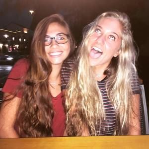 Meet your Posher, Elle