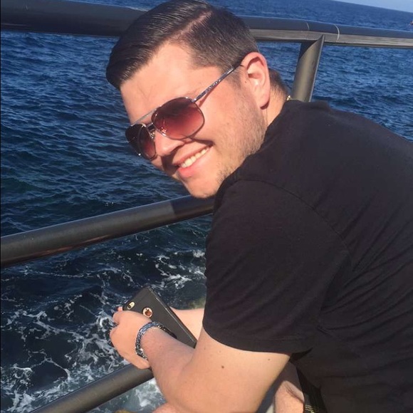 Meet your Posher, Kyle - Picture 1 of 1