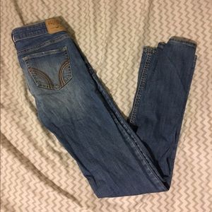 Hollister skinny jeans