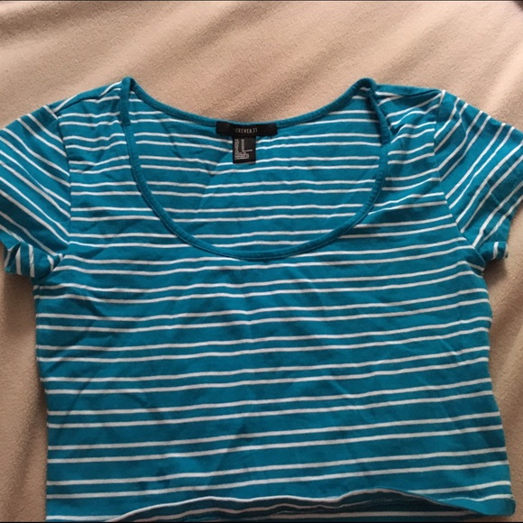 Forever 21 crop top size medium
