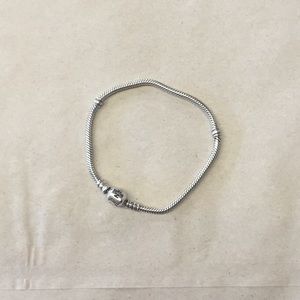 Pandora Sterling silver bracelet 7.1"