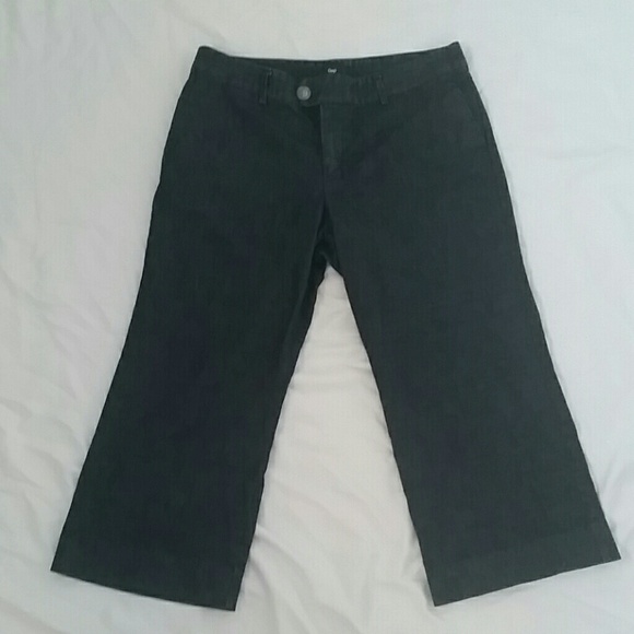 GAP denim capris