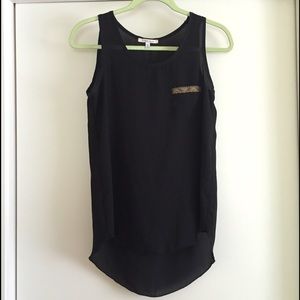 Black chiffon pocketed tank