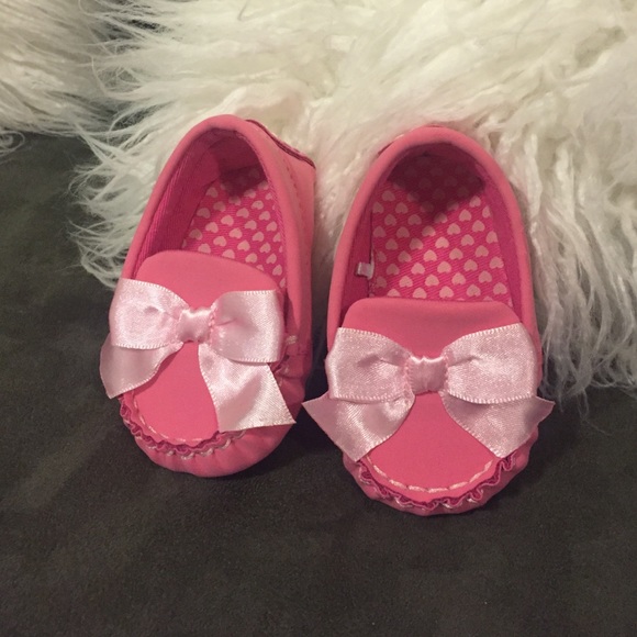 NWOT Pink Bow Loafers