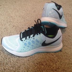 Women's Nike Pegasus 31