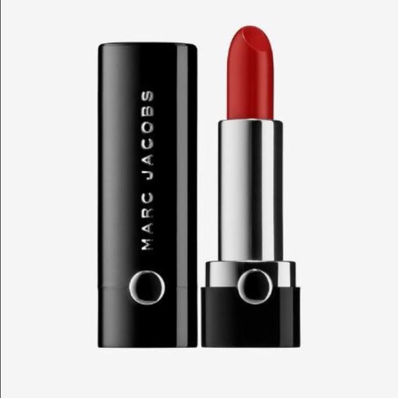 Marc Jacobs Lipstick in "Oh Miley!"