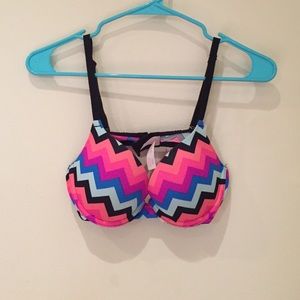 VS Pink push-up bra