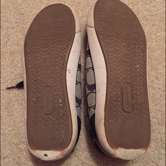 Sneakers - Picture 4 of 4