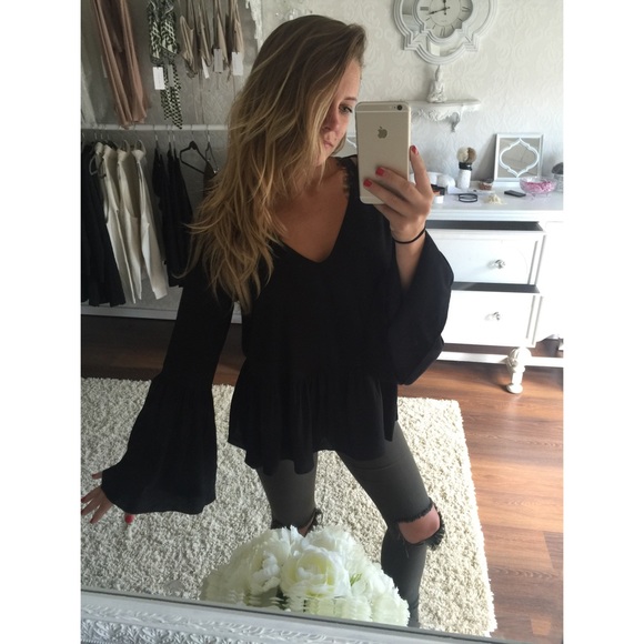 Casey Top - Picture 2 of 4