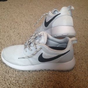 Women's Nike Rosherun