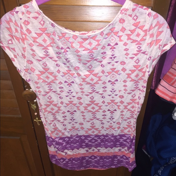 Cute top - Picture 2 of 3