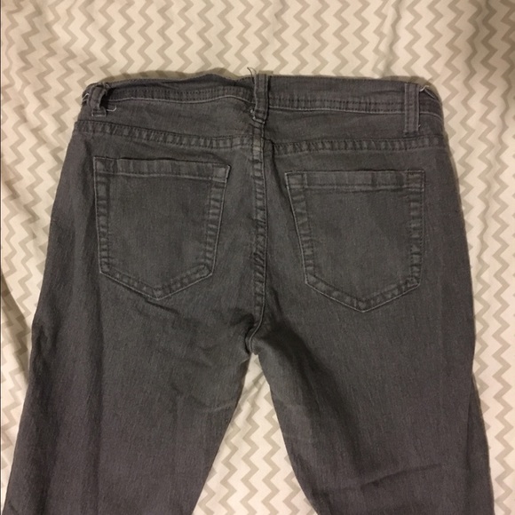 Gray jeans - Picture 3 of 3