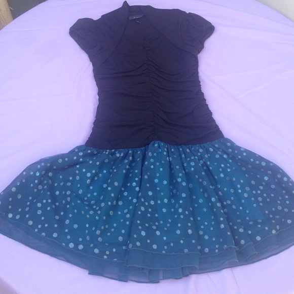 B WEAR  Beautiful Dress Pretty and twirls well
