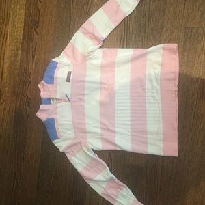 Pink and white striped vineyard vines pullover!