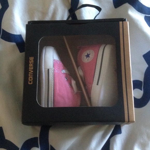 Converse Other - Brand new baby pink converse