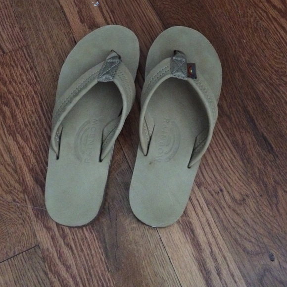 Brand new never worn small rainbows not worn in