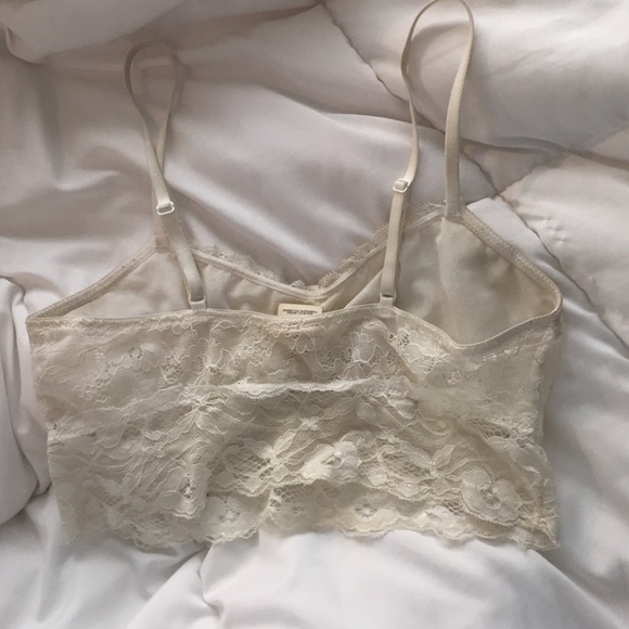 Ivory Lace Bralette - Picture 2 of 2