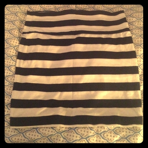 Charlotte Russe striped pencil skirt✨✨
