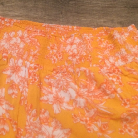 Shorts - Picture 4 of 4