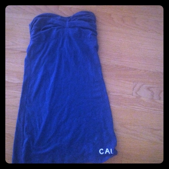 Blue strapless Hollister dress ✨✨