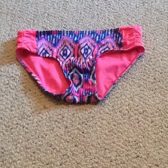 Bikini bottoms