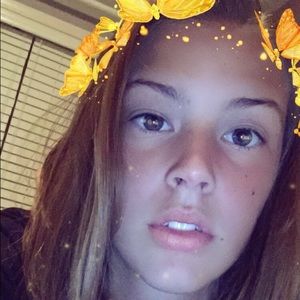 Meet your Posher, Caroline