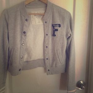 A&F grey button sweater great condition ✨✨