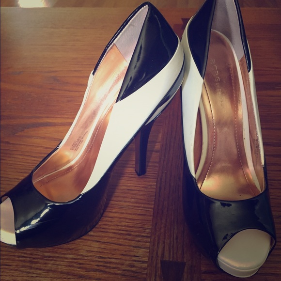 BCBGeneration Black & White Heels Size 8 1/2