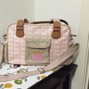 Yummy mummy cupcake diaper bag