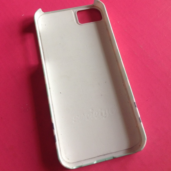 iPhone 5 case - Picture 2 of 4