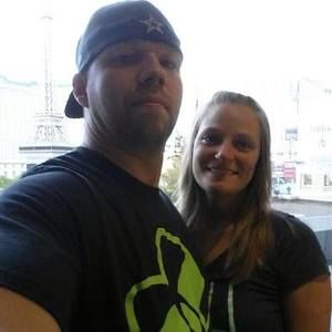 Meet your Posher, Adrianne