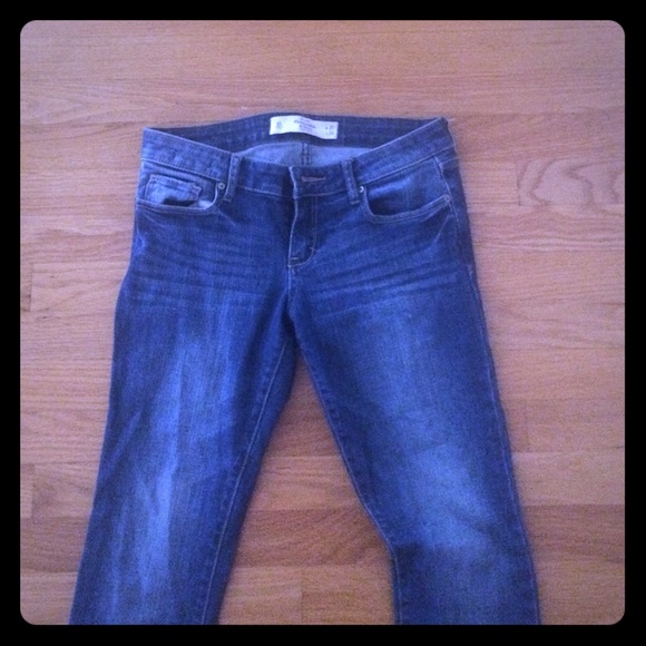 🐾 SOLD🐾 A&F jeans, great condition ✨✨
