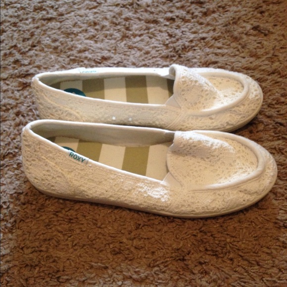 Roxy crochet white slip ons