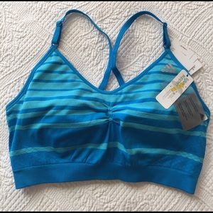 adidas climalite PERFORMANCE BRA Size M NWT