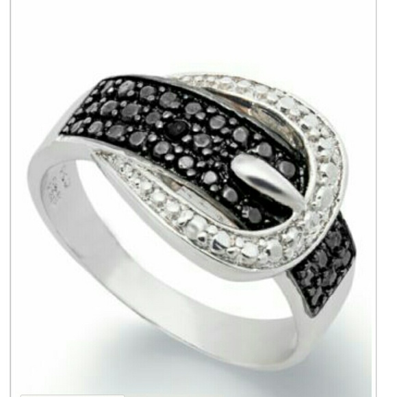 Victoria Townsend Jewelry - Victoria Townsend 1/4 ct black Diamond ring 5